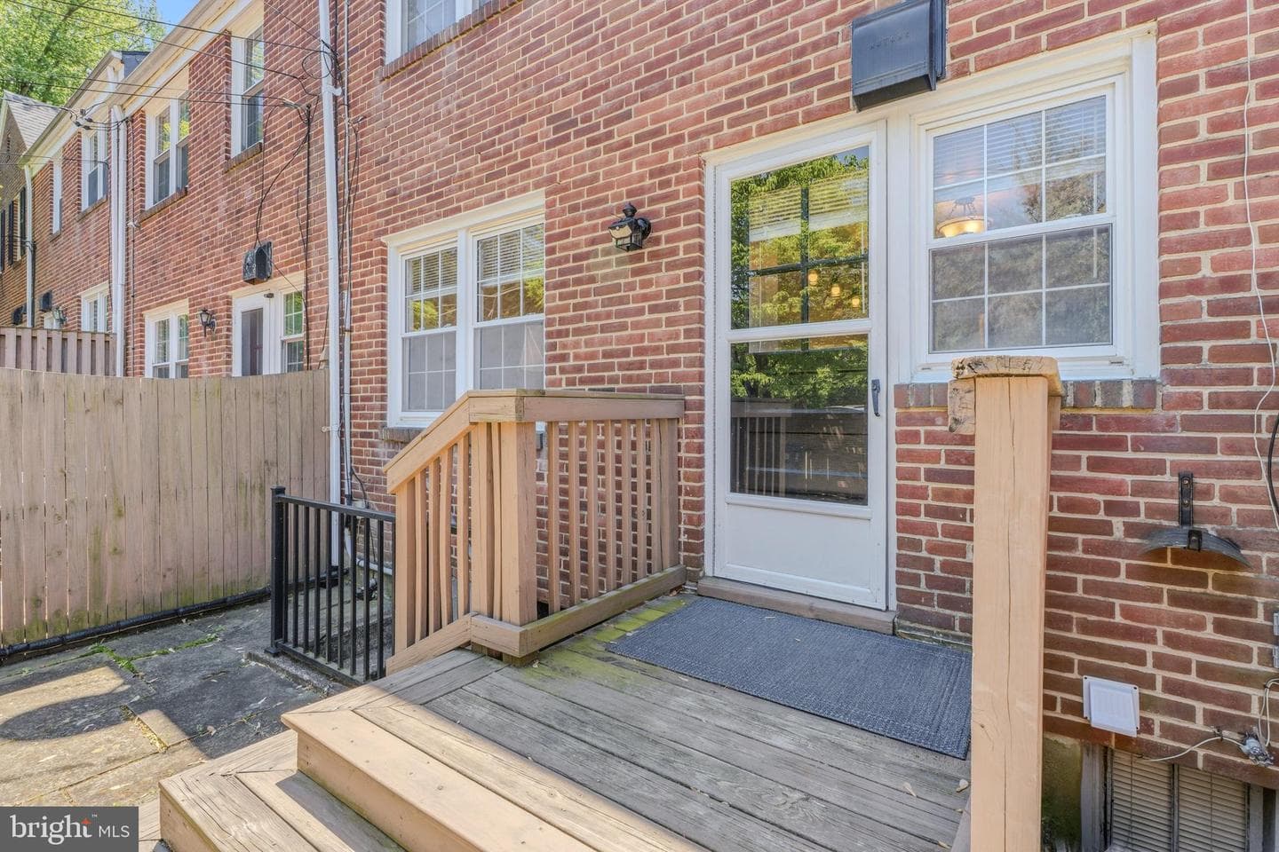 7037 Heathfield photo 41