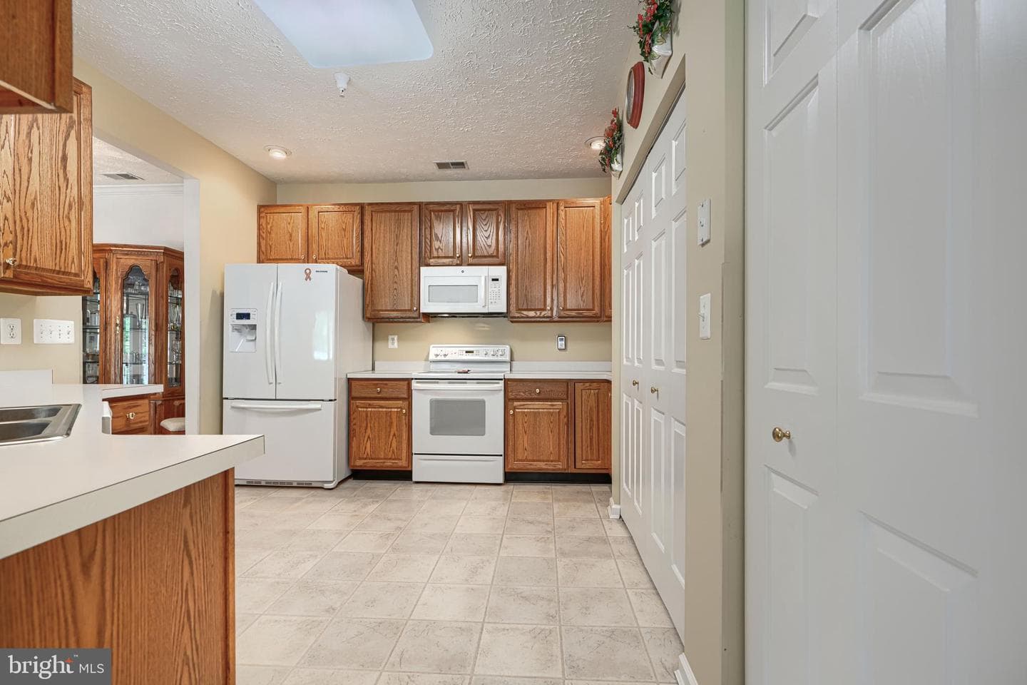 5 Brook Farm Court #5f photo 16