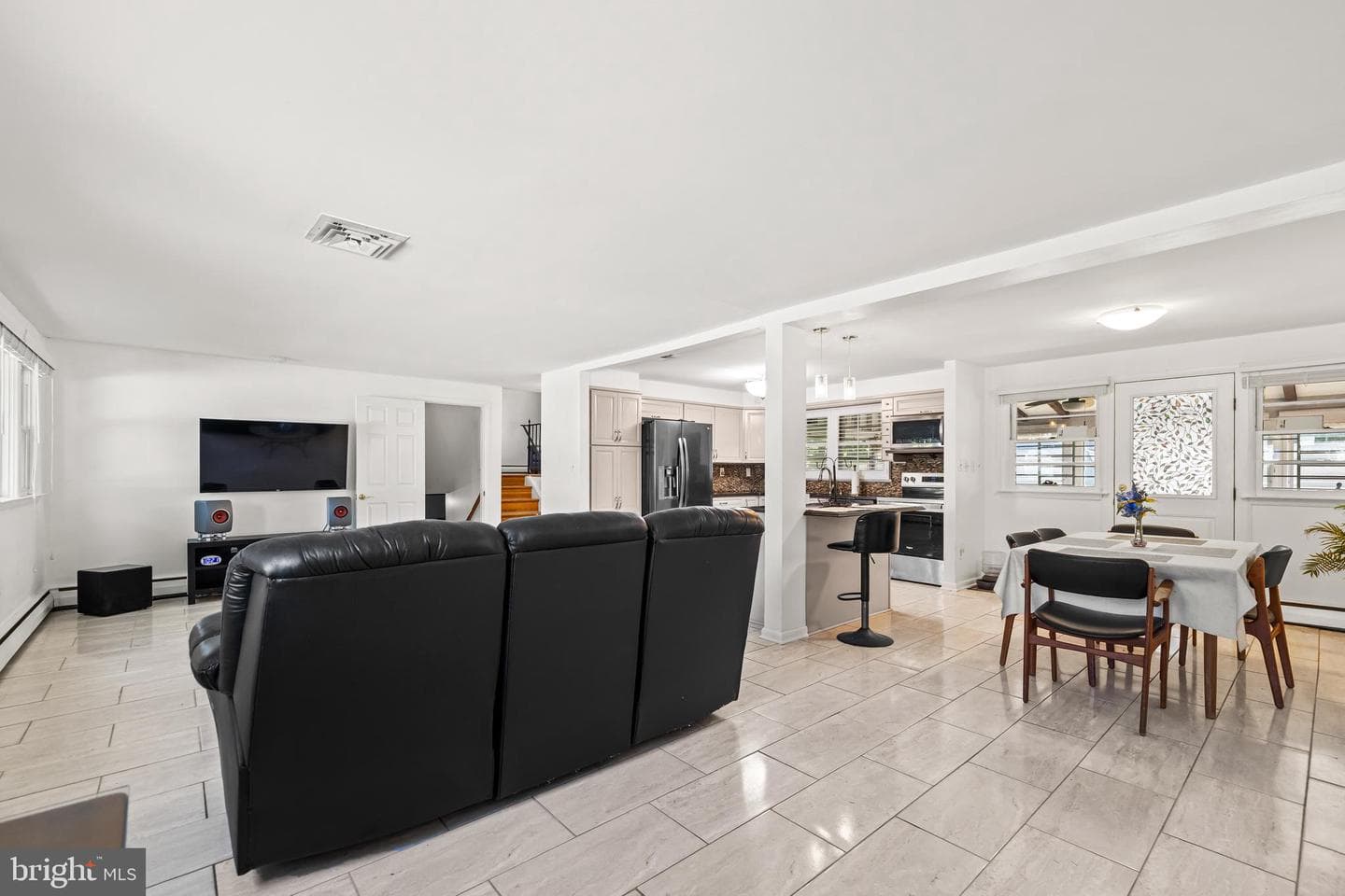 2115 Suburban Greens Drive photo 9