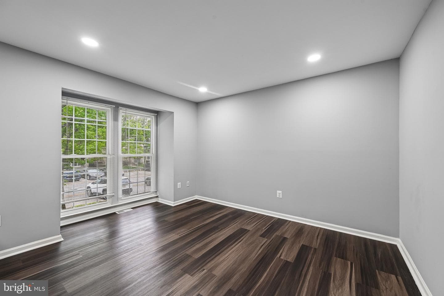 1614 Winding Brook Way photo 17
