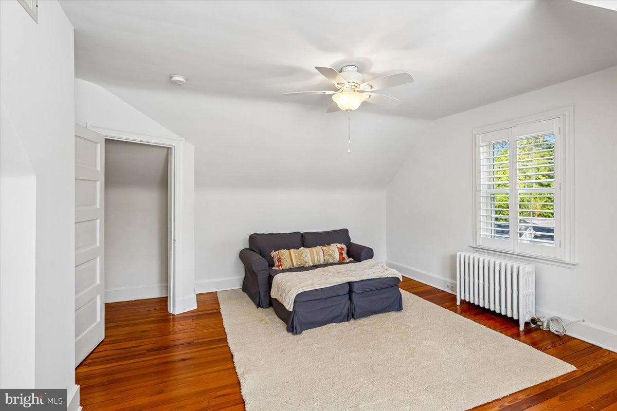 7810 Chelsea Street photo 47