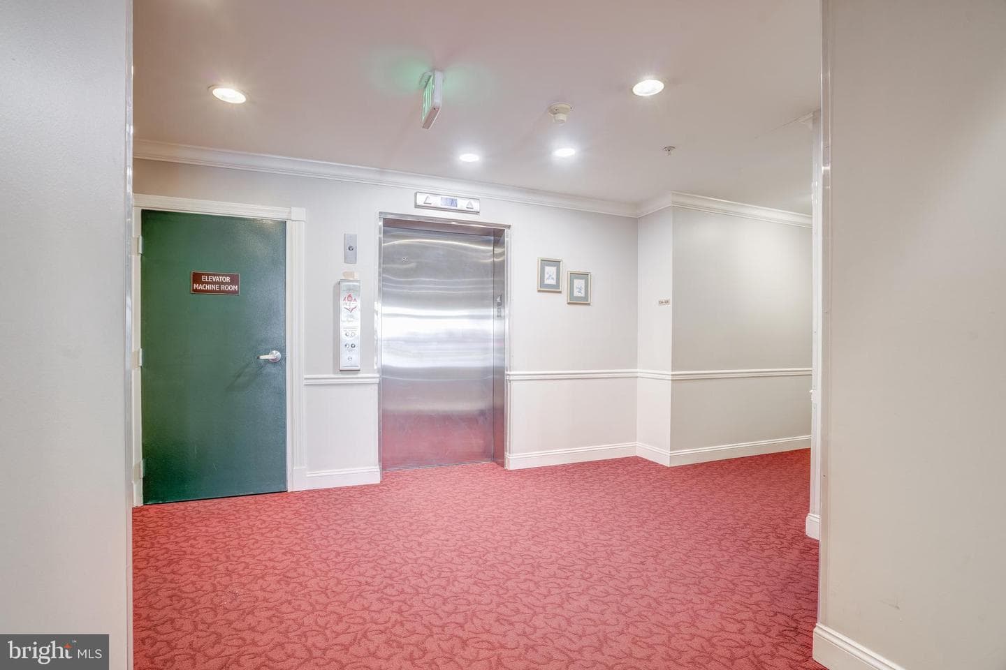 9401 Wordsworth Way #306 photo 30