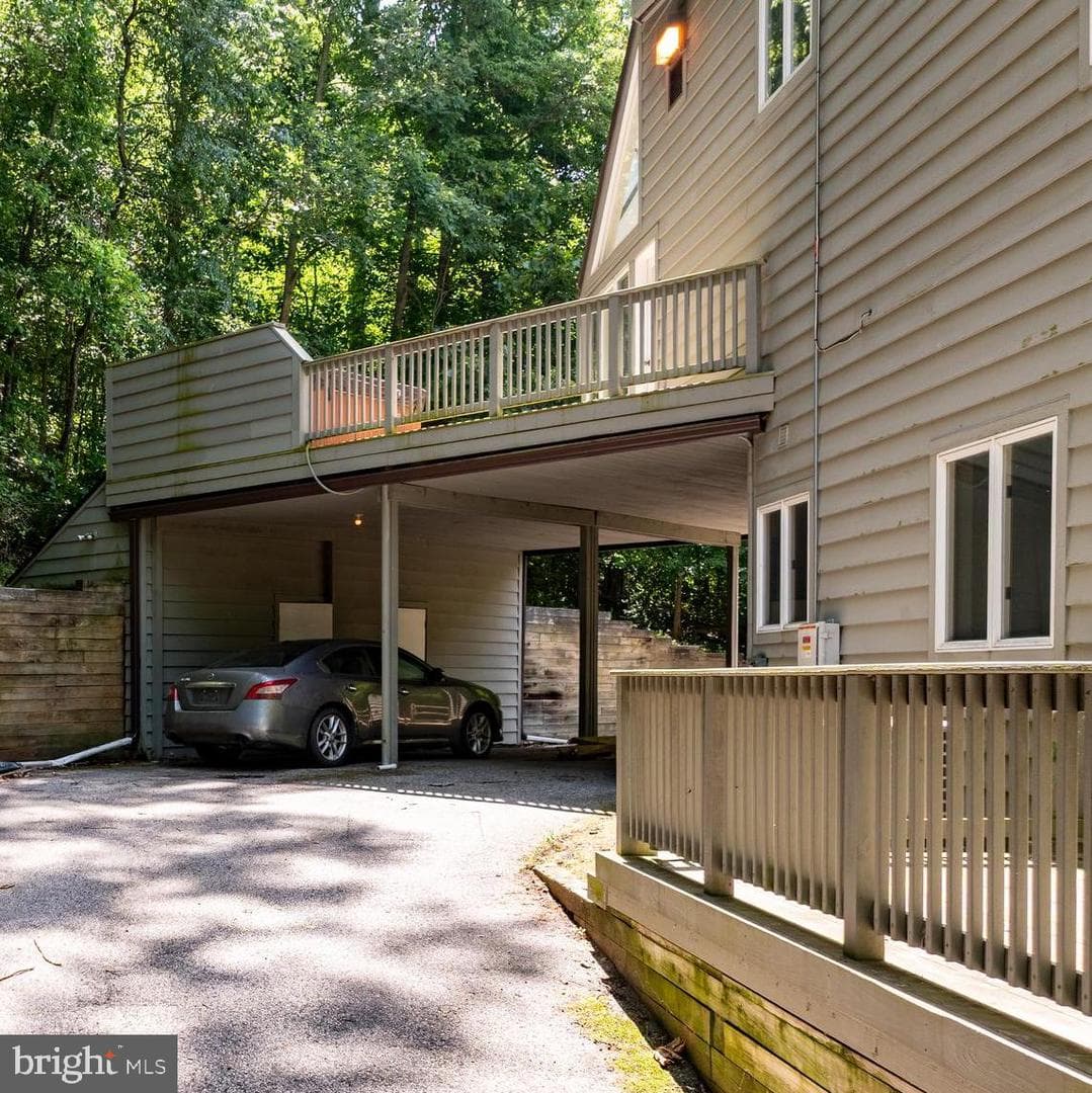 824 Upper Glencoe Road photo 4