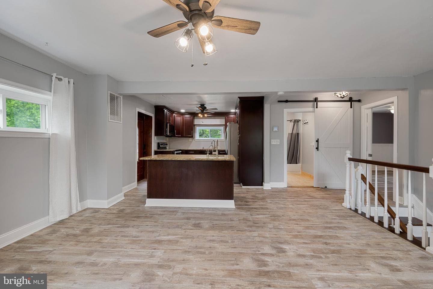 1509 Foltz Avenue photo 17