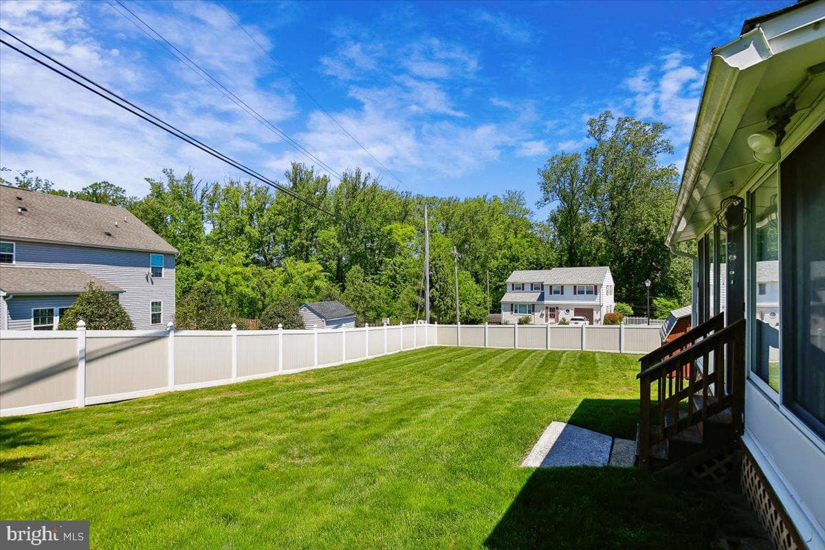124 W Chestnut Hill Lane photo 37