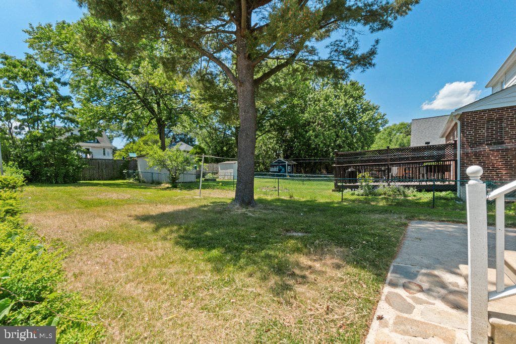 3027 Lavender Avenue photo 22