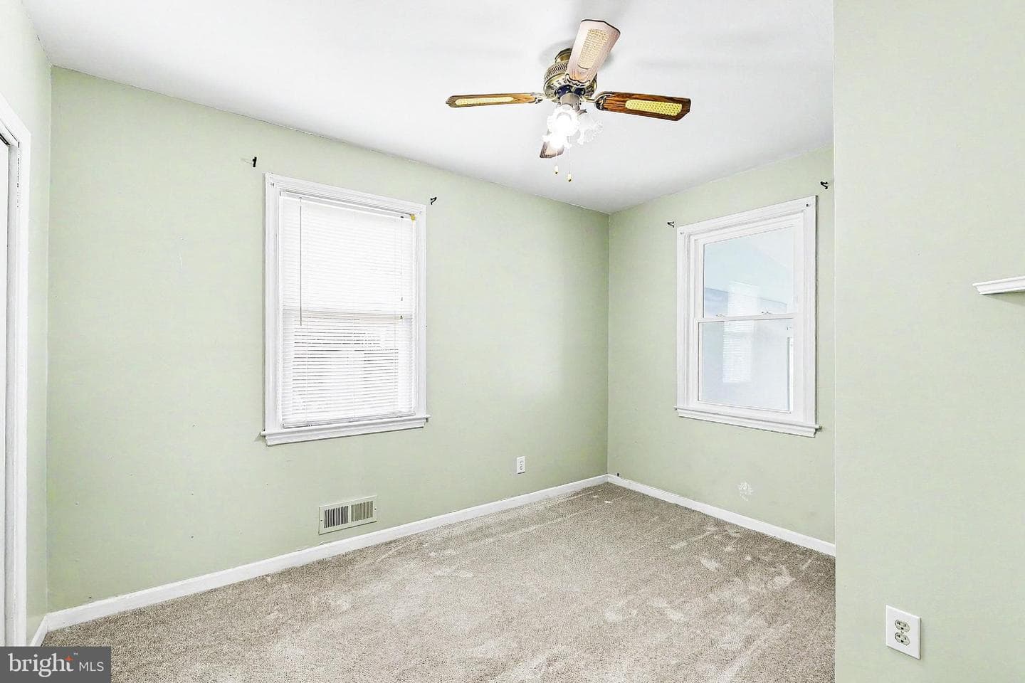 2623 Ambler Road photo 16