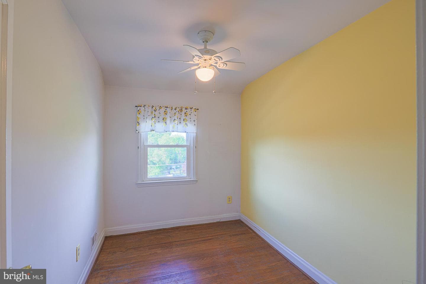 1765 White Oak Avenue photo 18