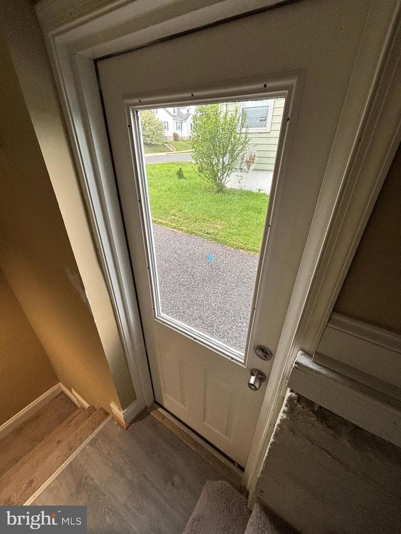 29 Henry Avenue photo 9