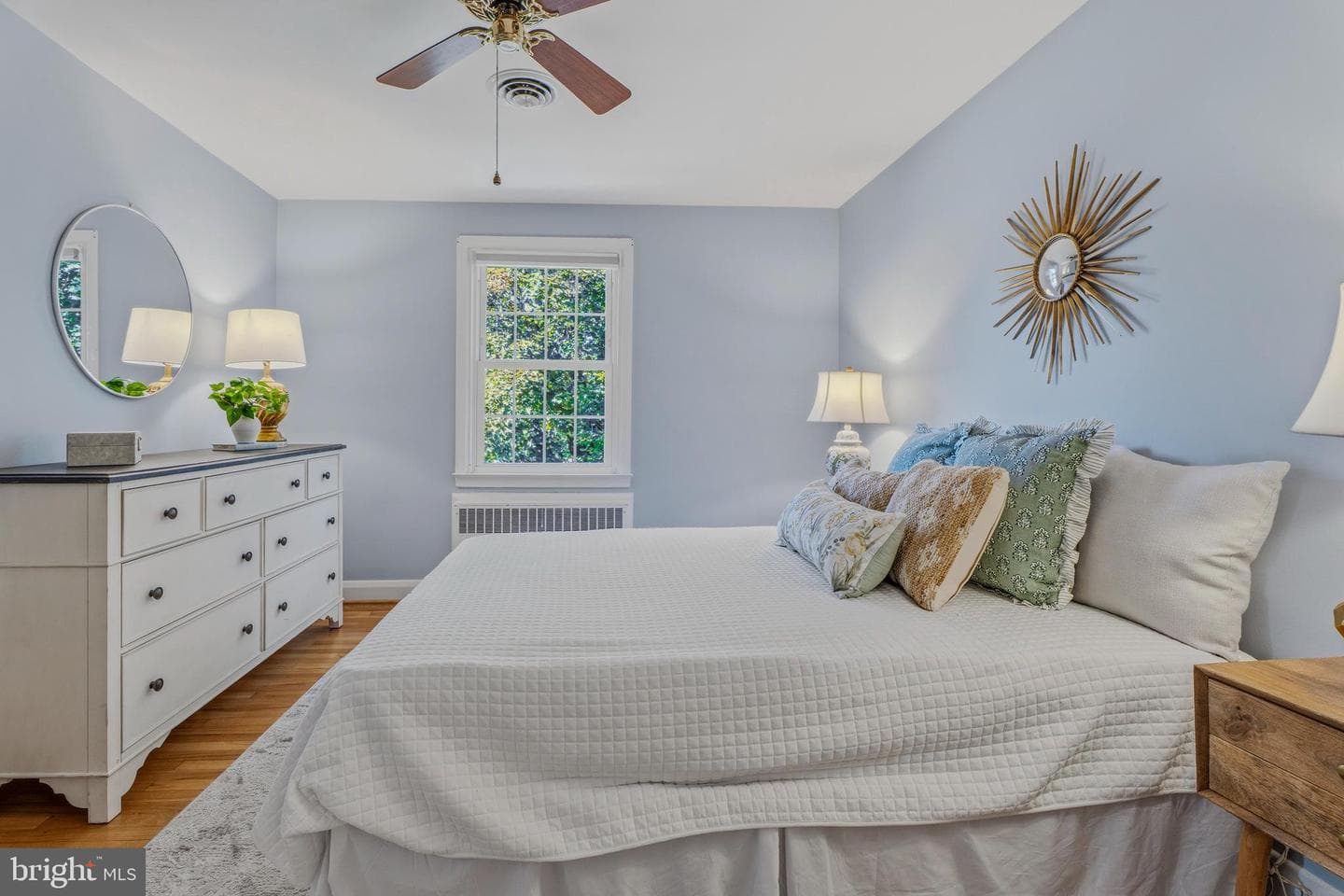 209 Burke Avenue photo 23