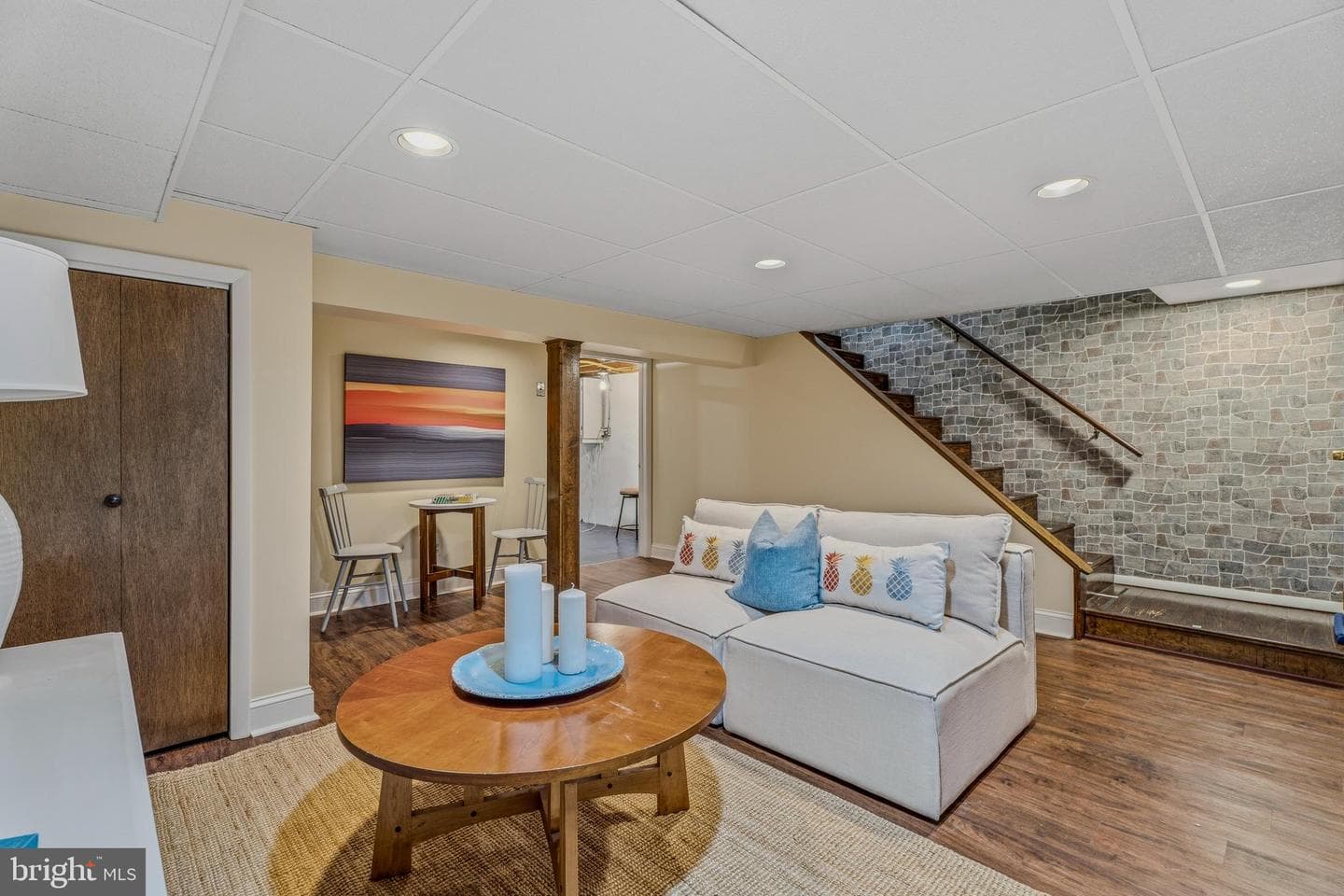 209 Burke Avenue photo 29