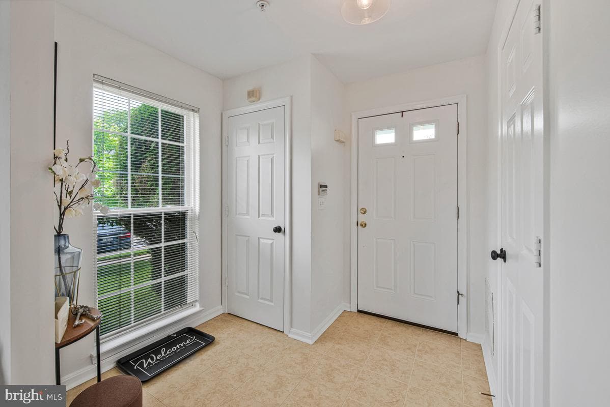 4427 Kentford Road photo 6