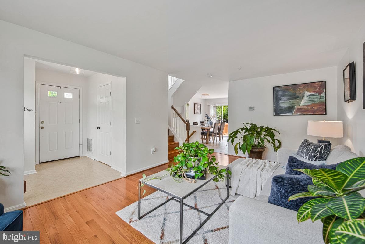 4427 Kentford Road photo 8