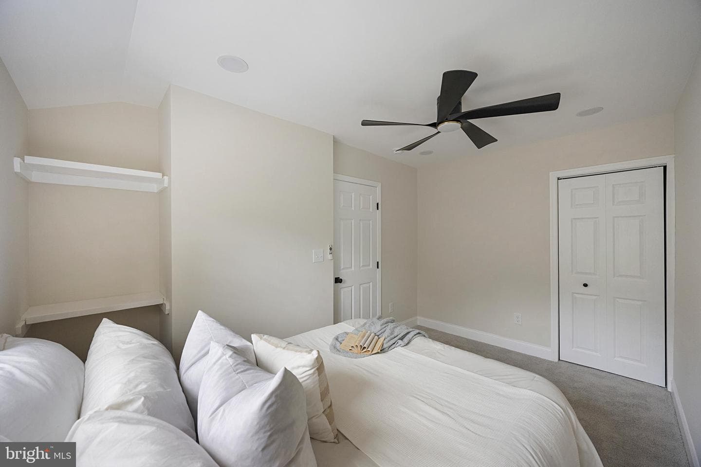8048 Kavanagh Road photo 24
