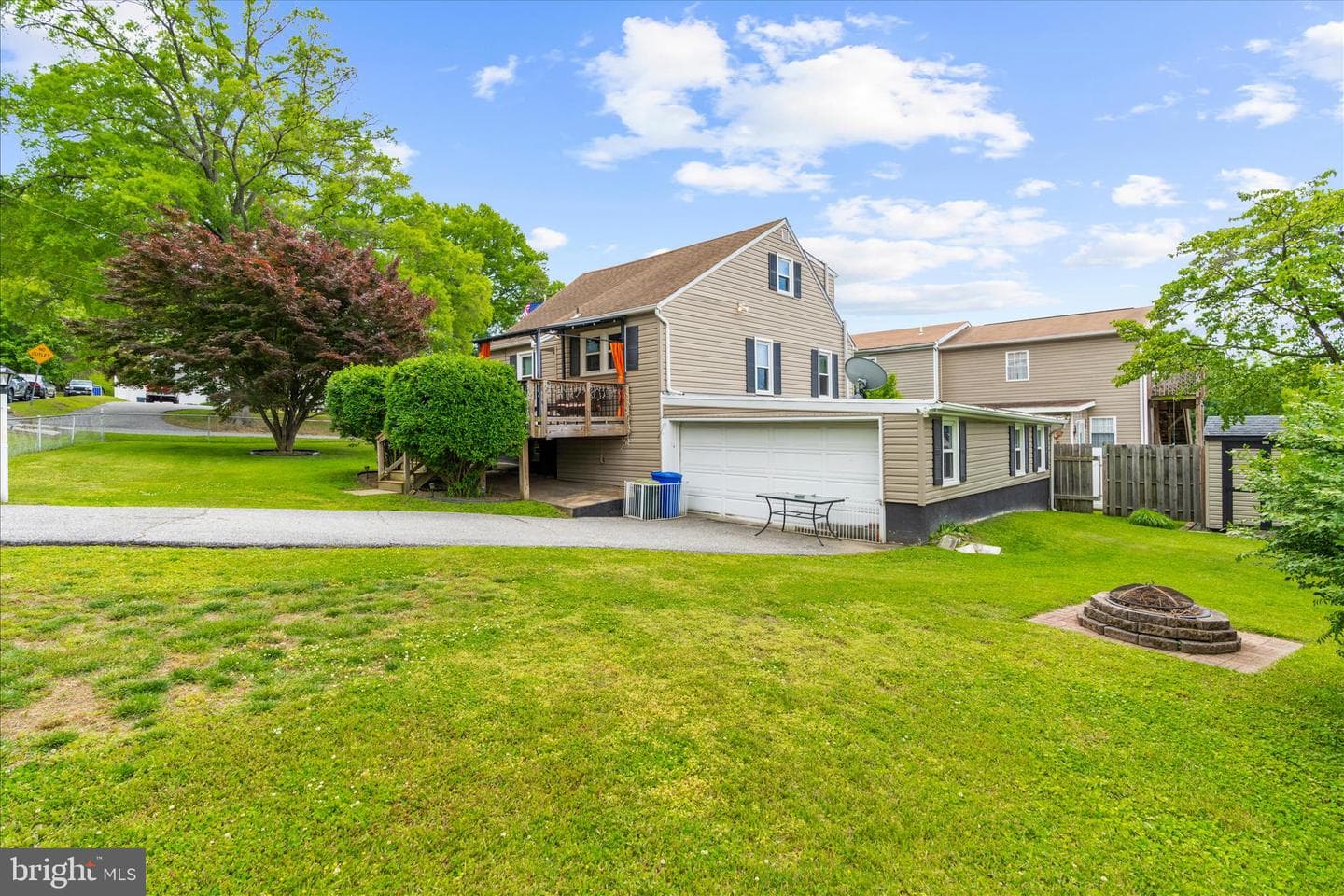 1700 Todd Ave photo 38