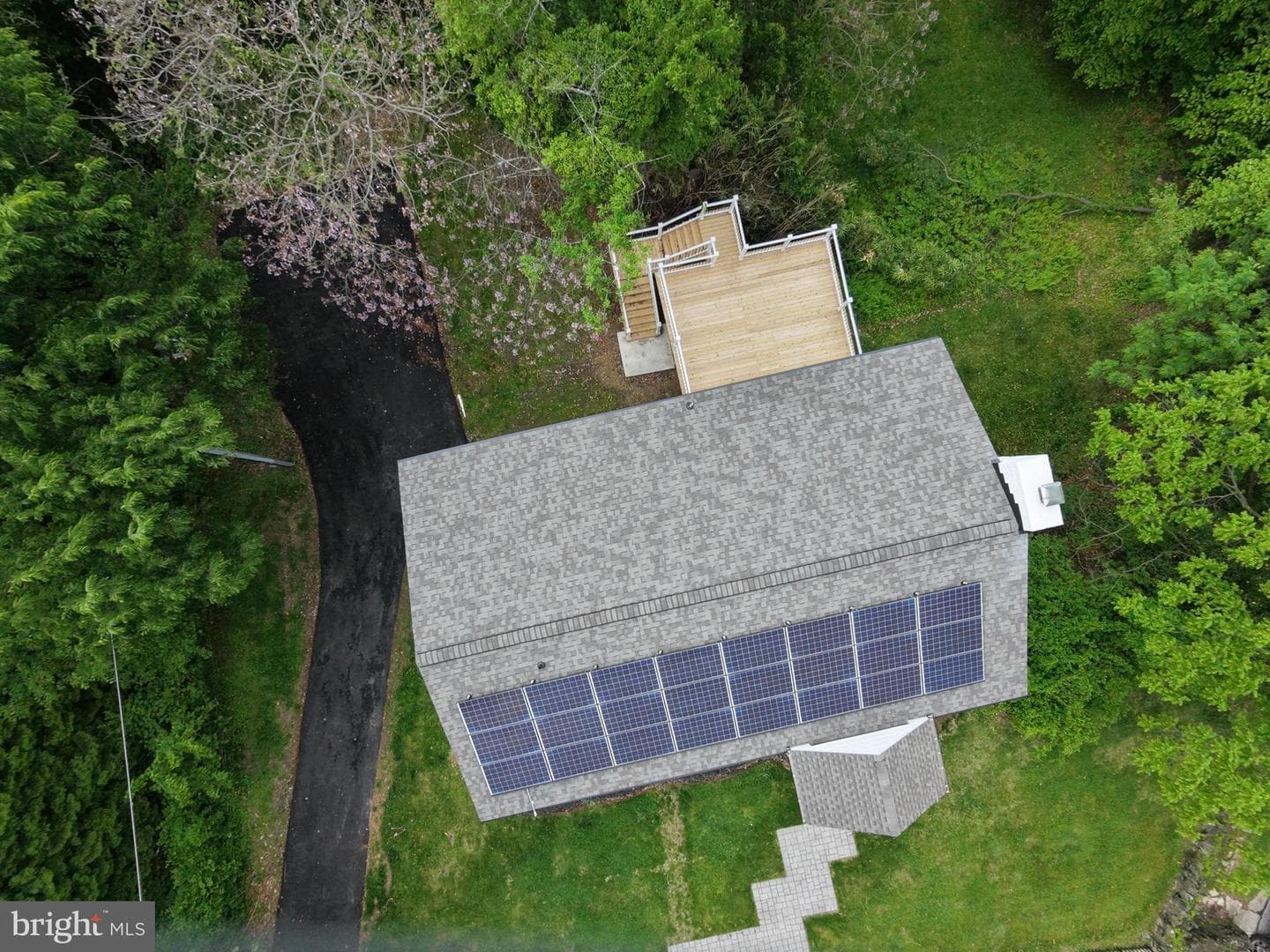 113 Edgewood Road photo 5