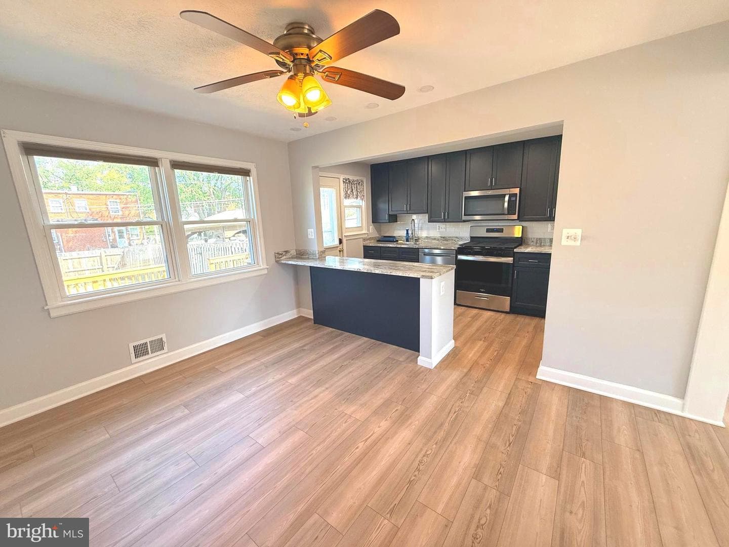 1639 Gray Haven Court photo 4