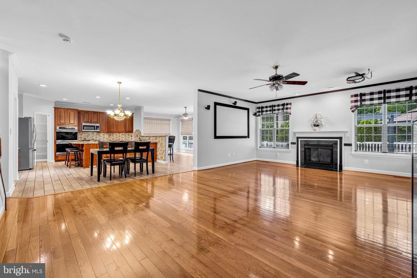 7628 Cedar Pond Lane photo 15