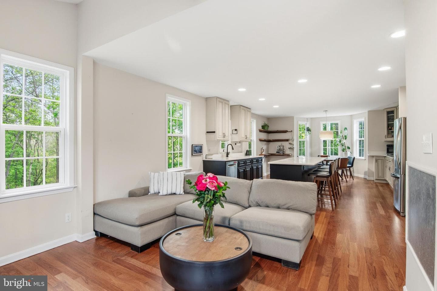 18708 York Road photo 12