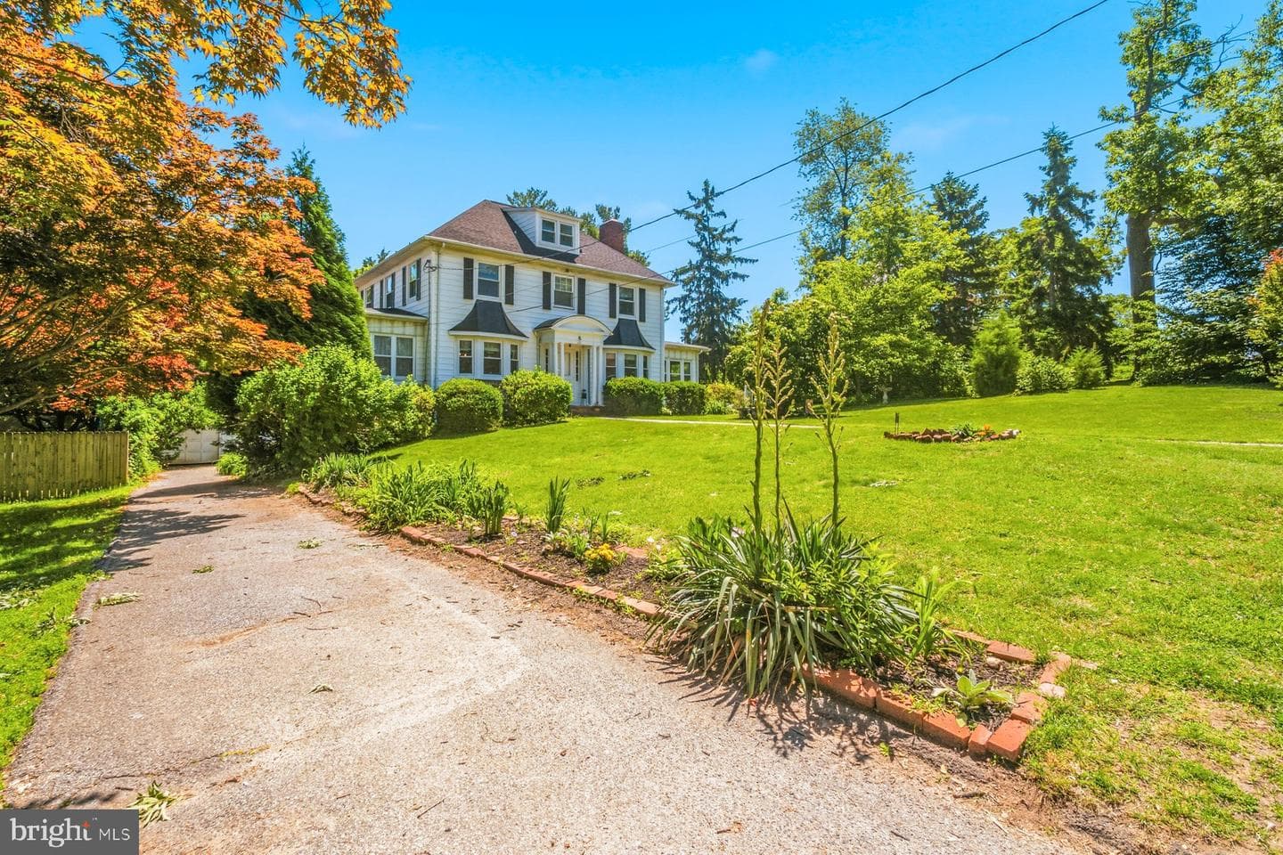 121 Forest Avenue photo 38