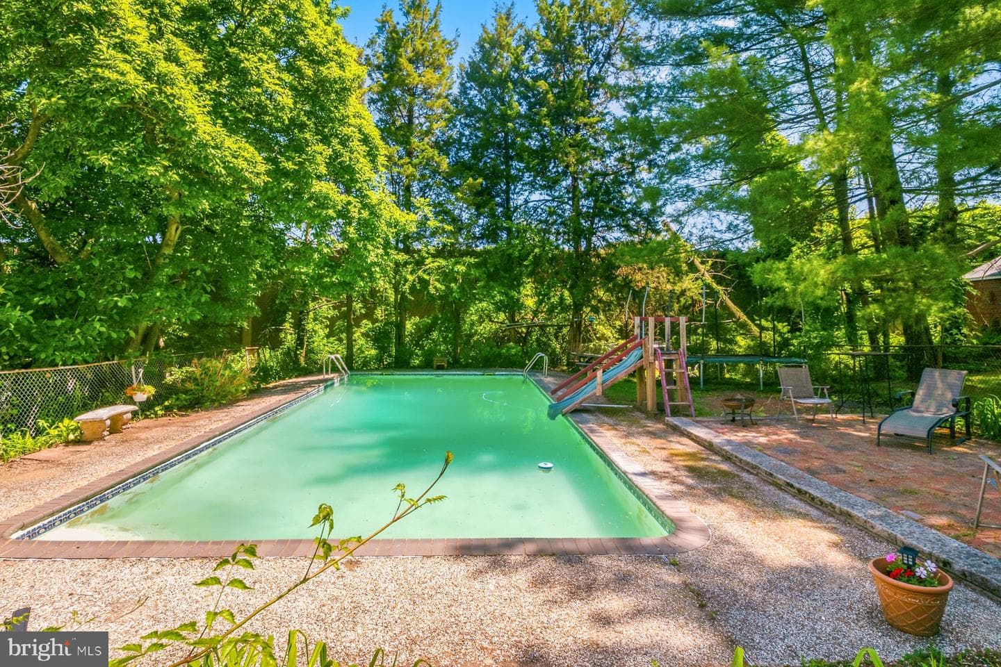 121 Forest Avenue photo 42