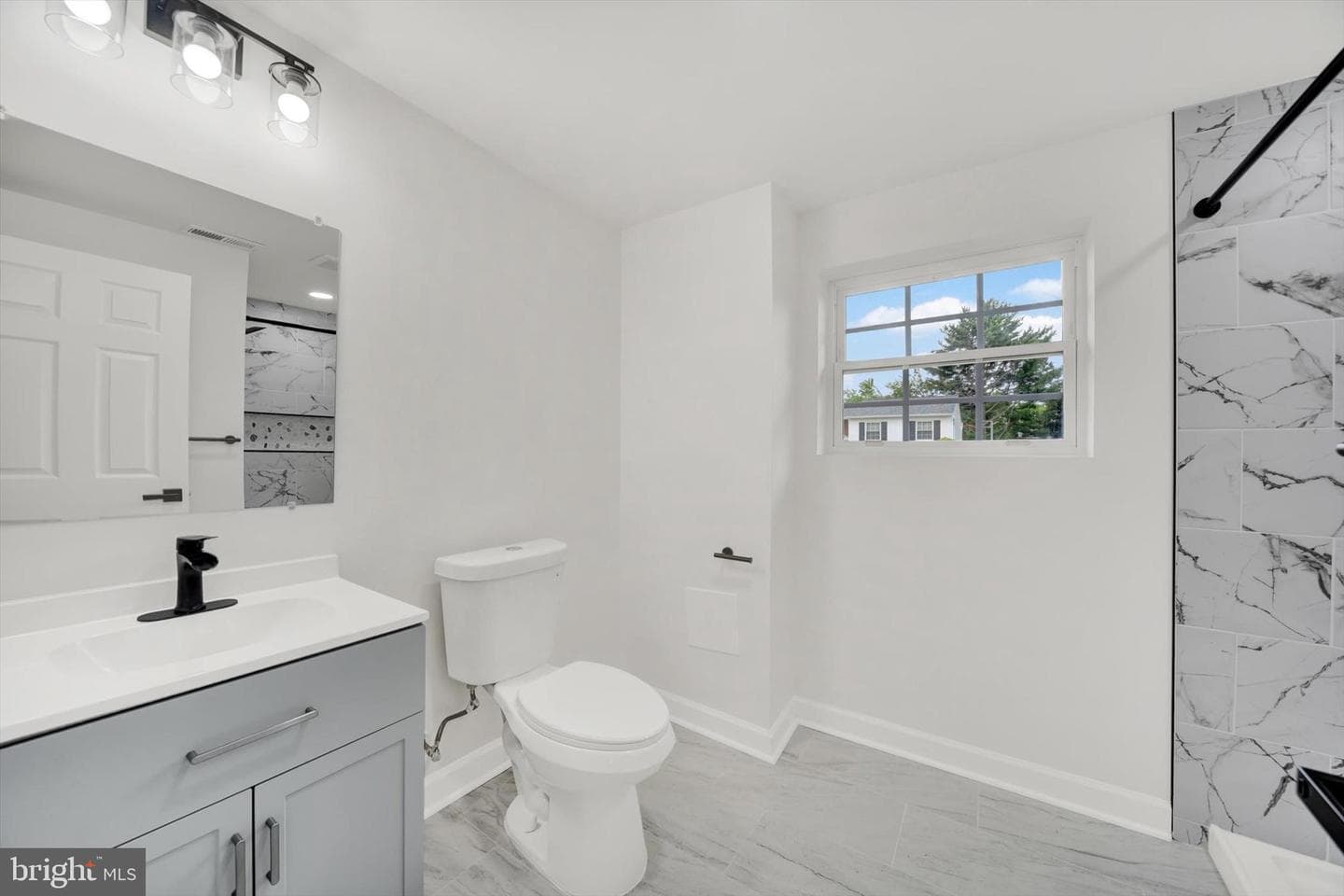3808 Perryhurst Place photo 23