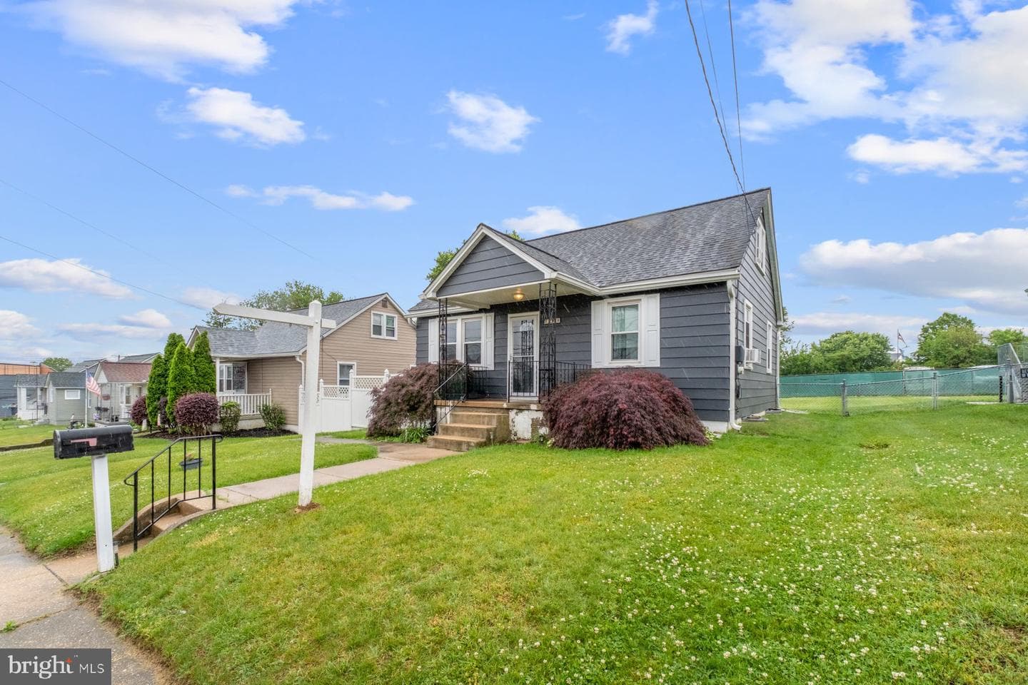 1209 Hilldale Road