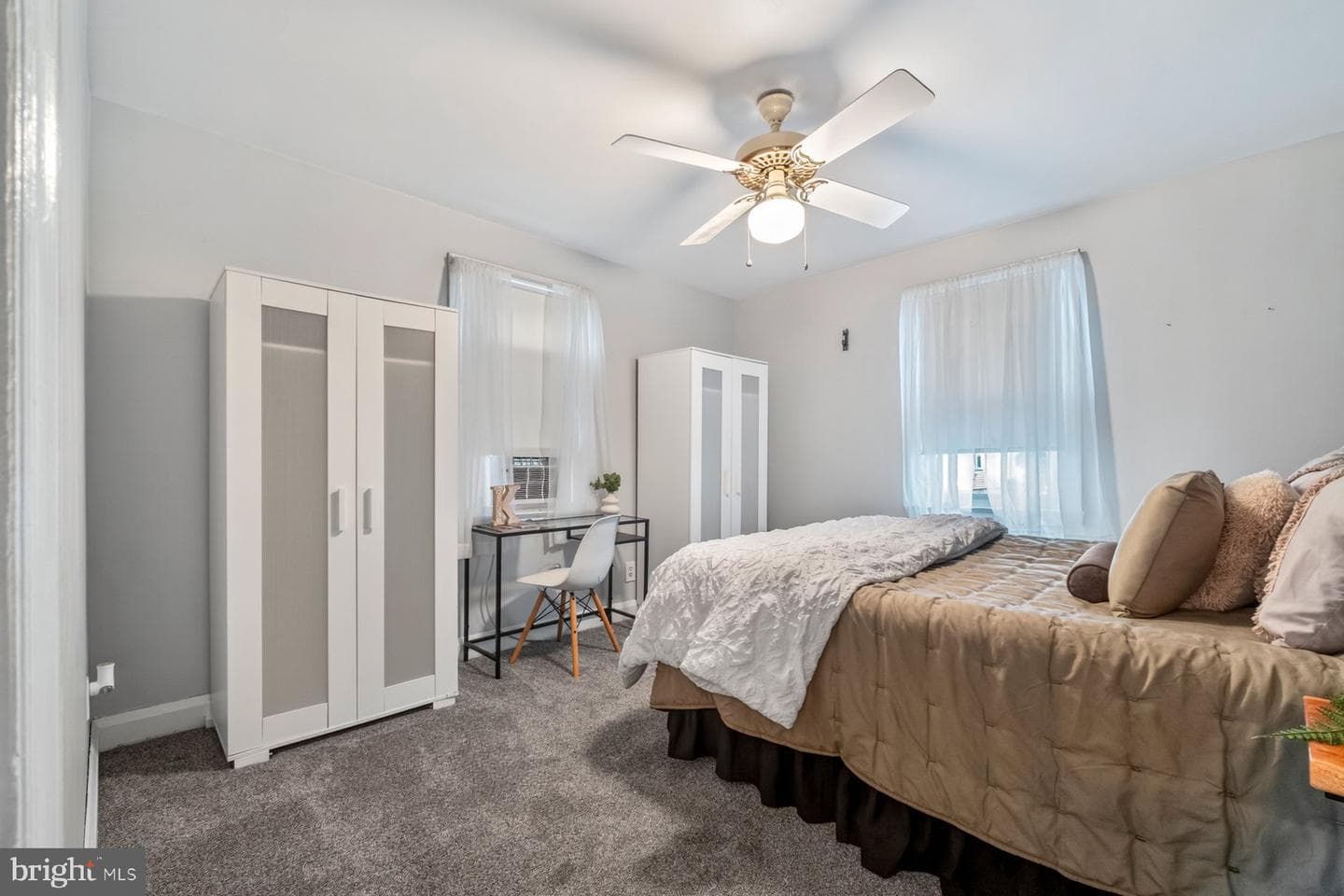 1209 Hilldale Road photo 11