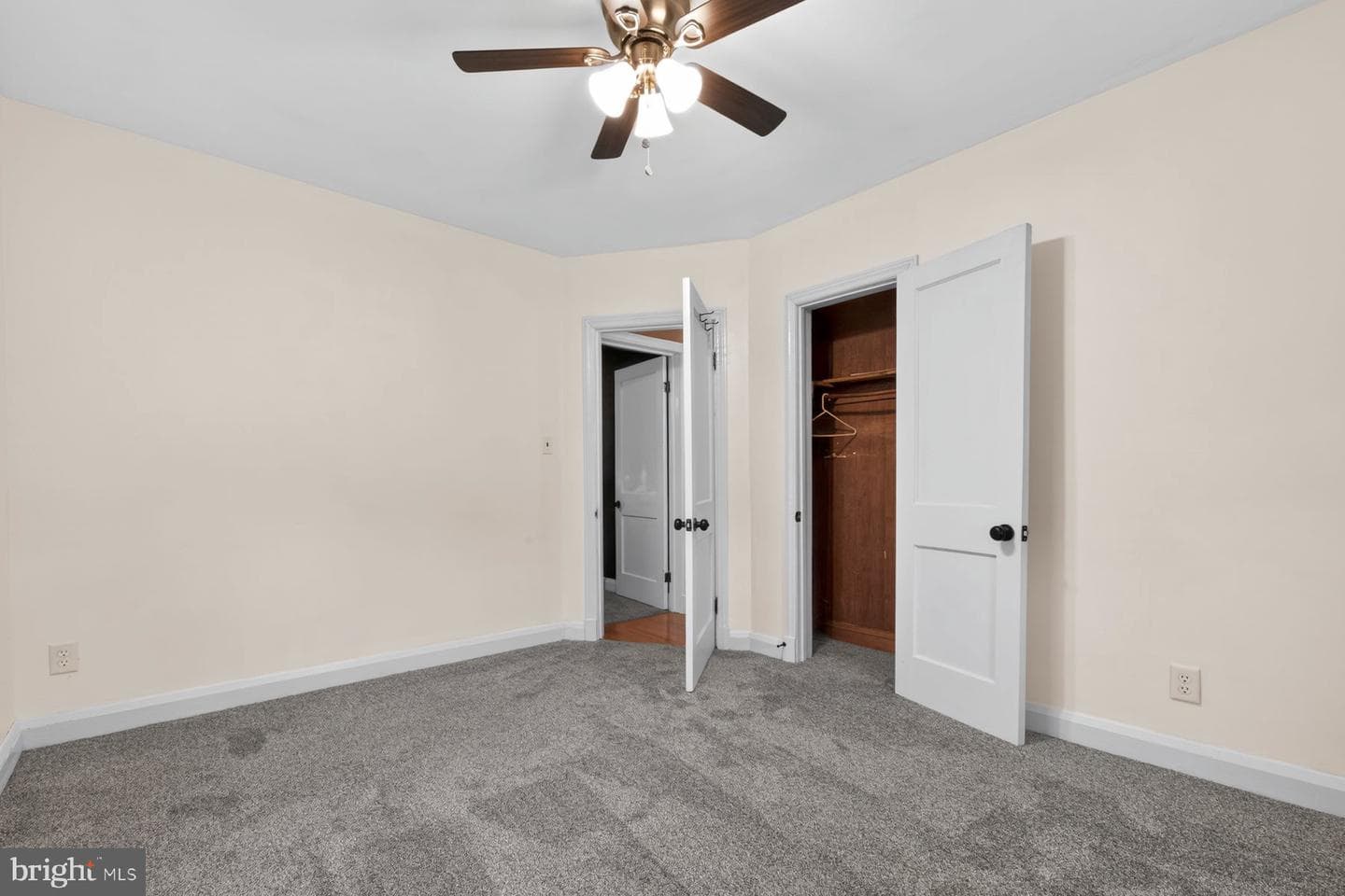 1209 Hilldale Road photo 15