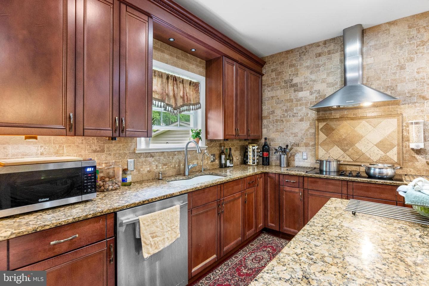 11809 Cedar Lane photo 34