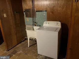 2035 Inverton Road photo 4