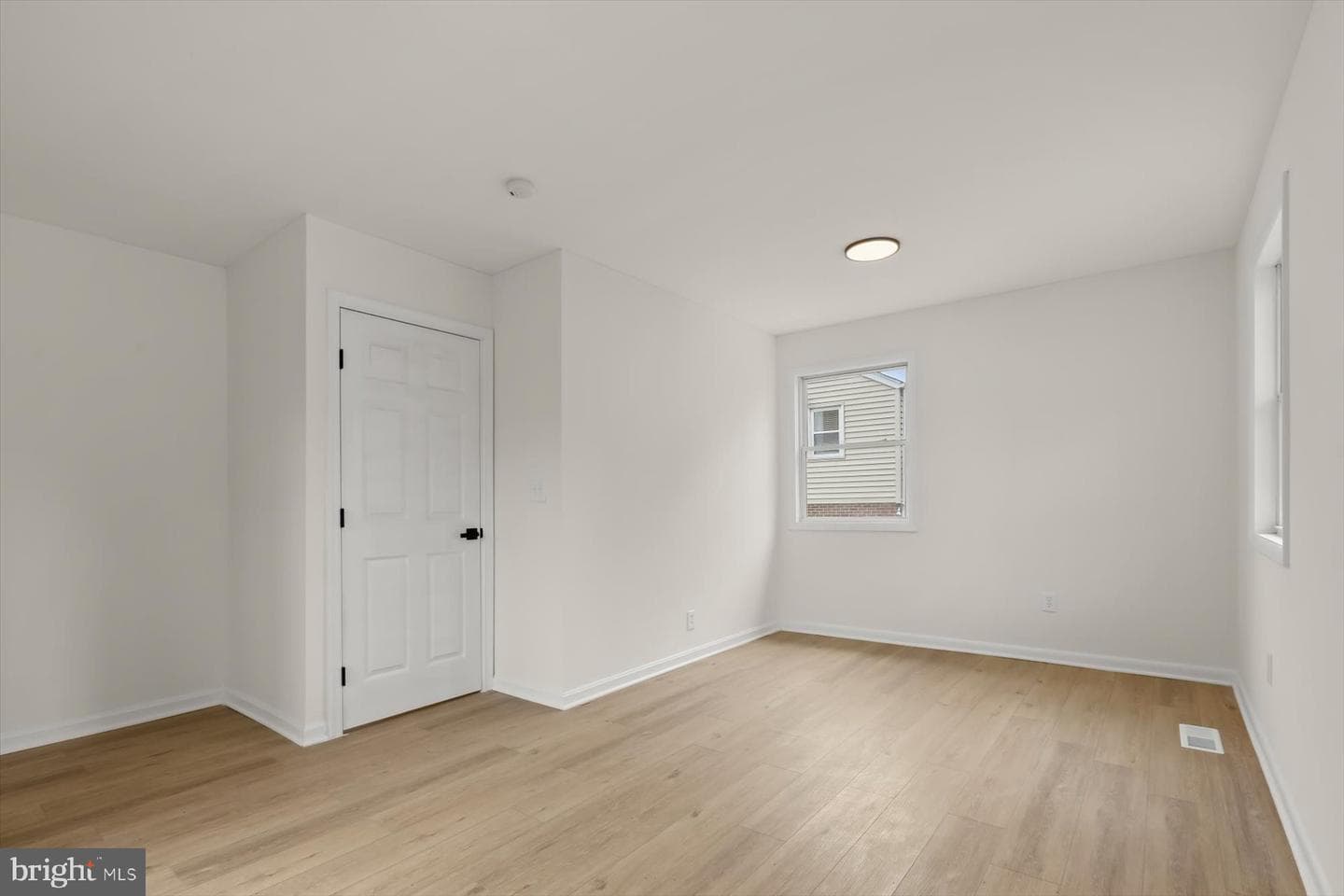 1512 Neighbors Avenue photo 13