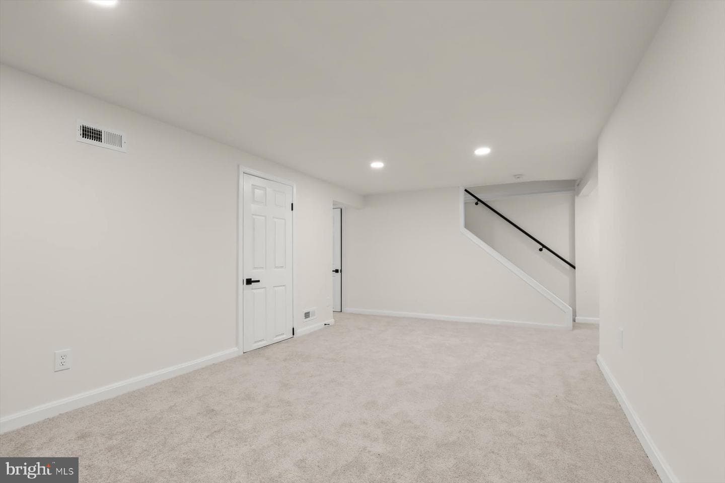 1512 Neighbors Avenue photo 22