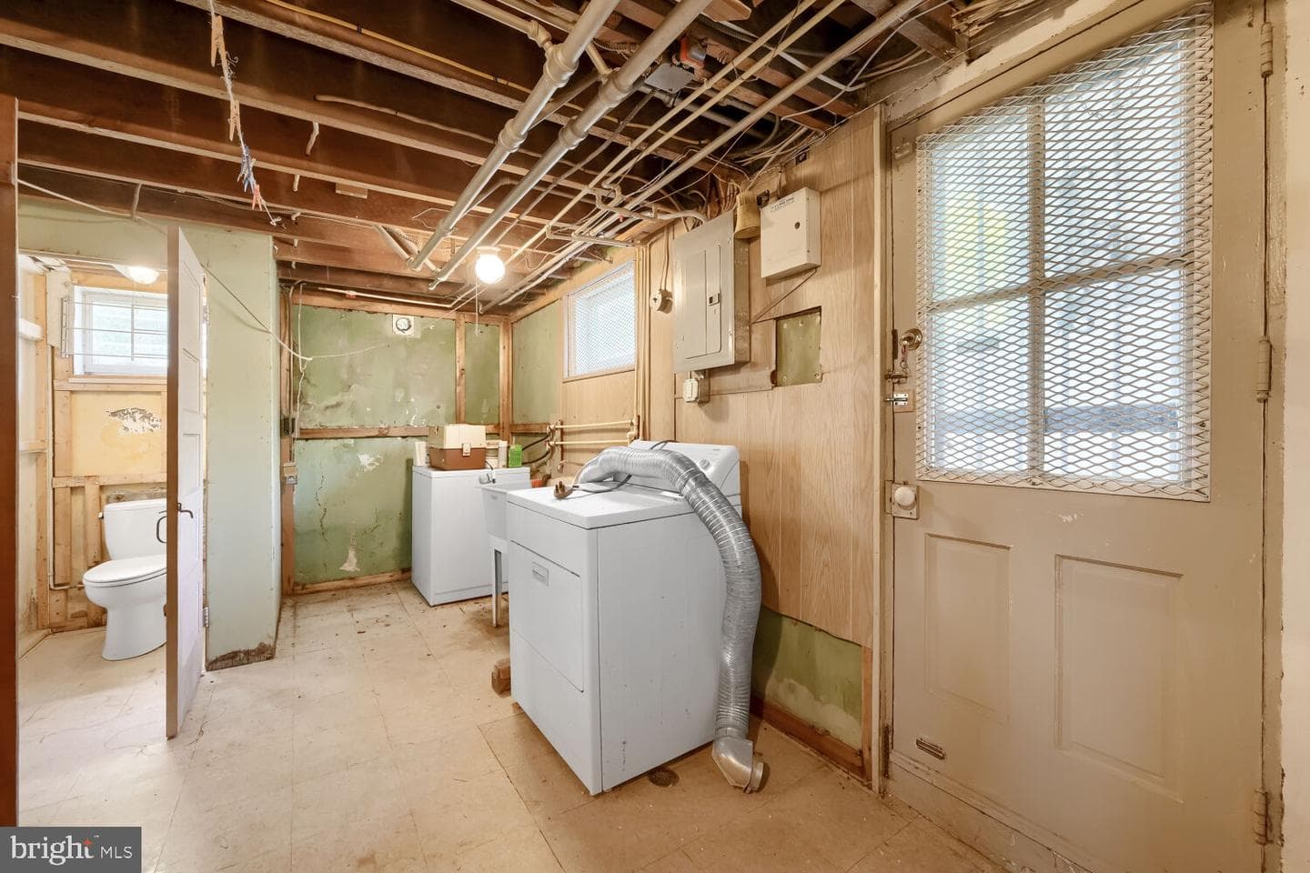 2411 Fairway photo 20
