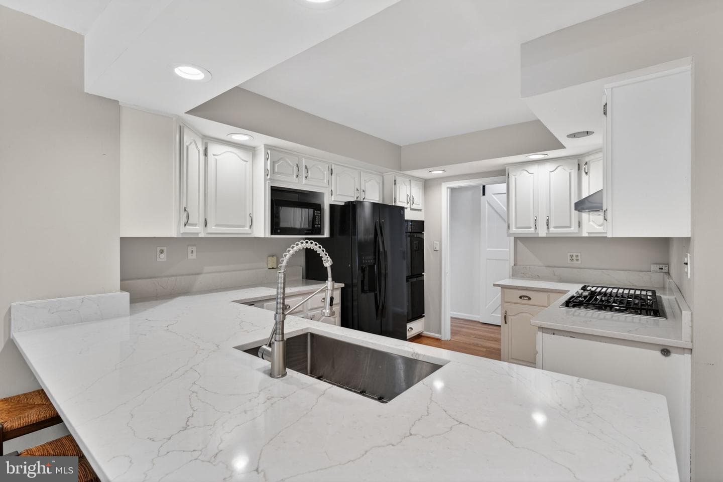 401 Allview Court photo 14