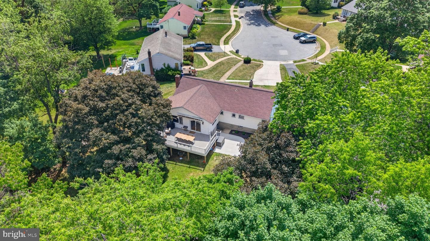 401 Allview Court photo 79