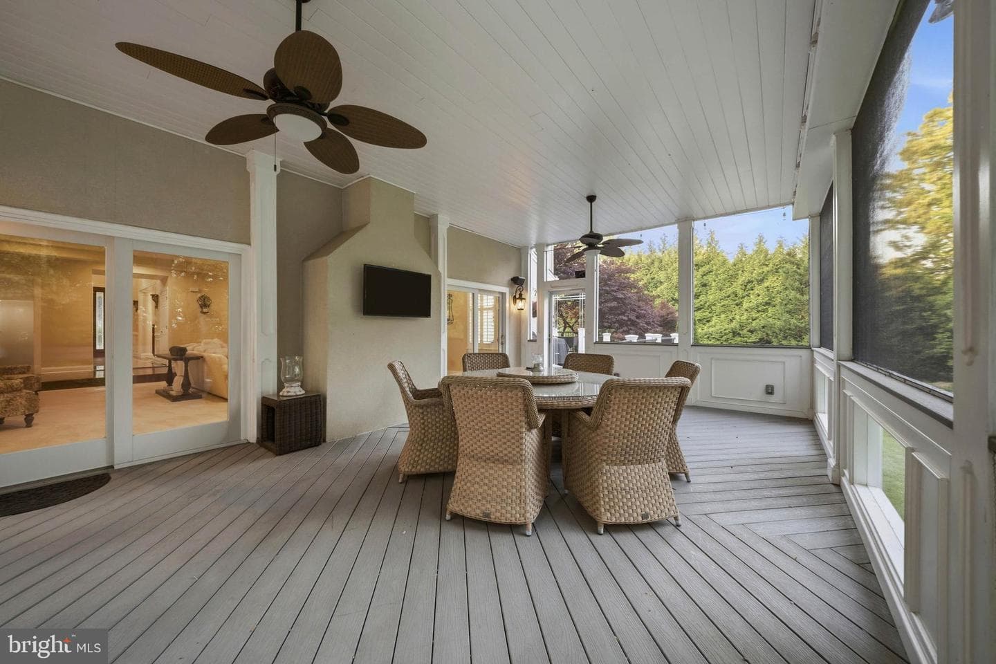 1123 Saddle Creek Court photo 6