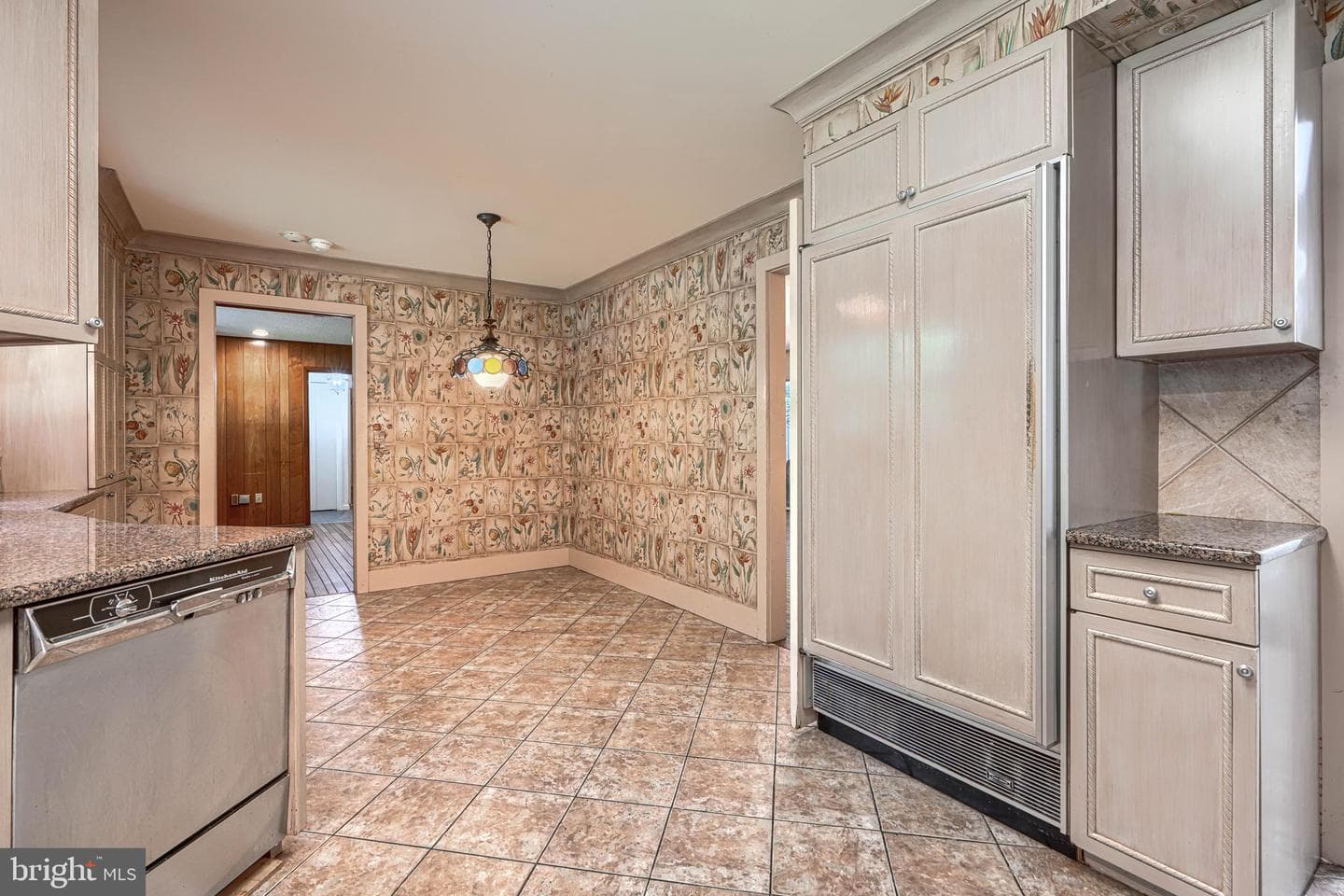 2 Kenmont Court photo 23