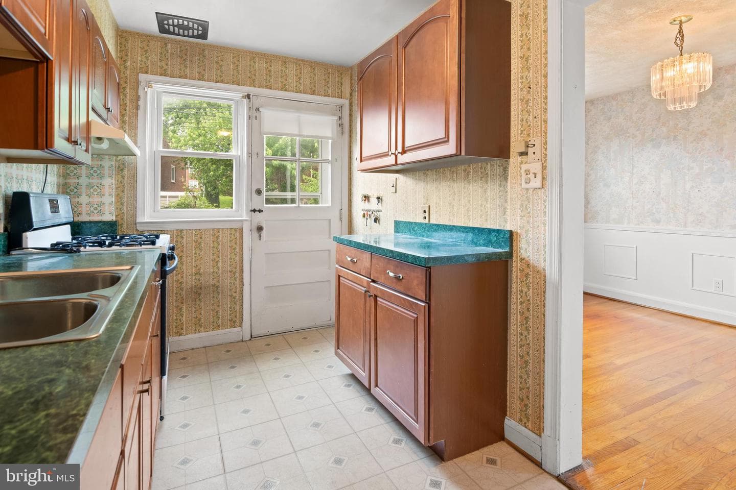 1252 Halstead Road photo 10