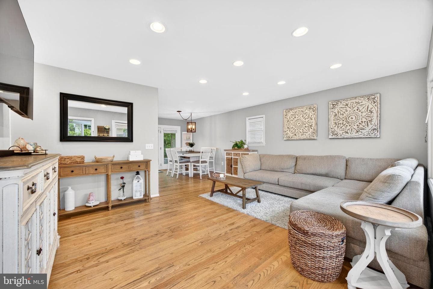 315 Osborne Avenue photo 5