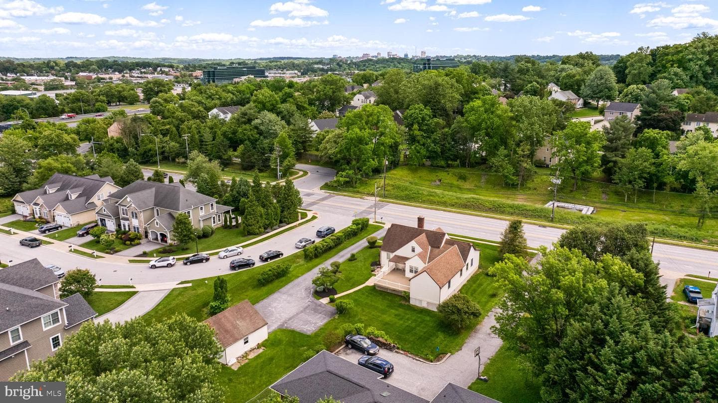 210 W Timonium Road photo 64