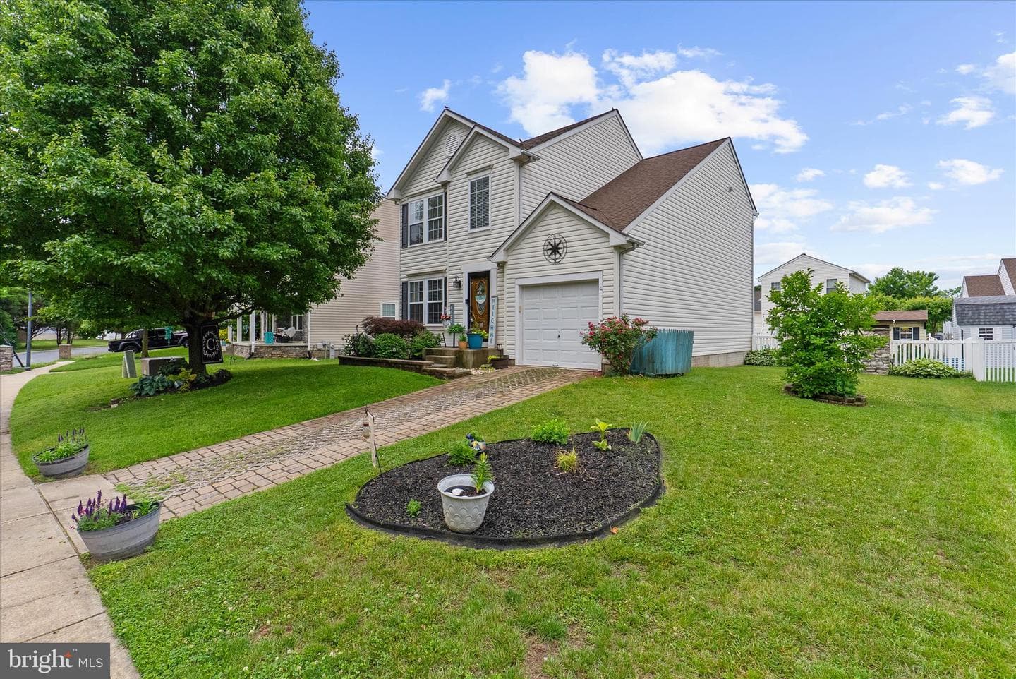 4527 Greencove Circle photo 2