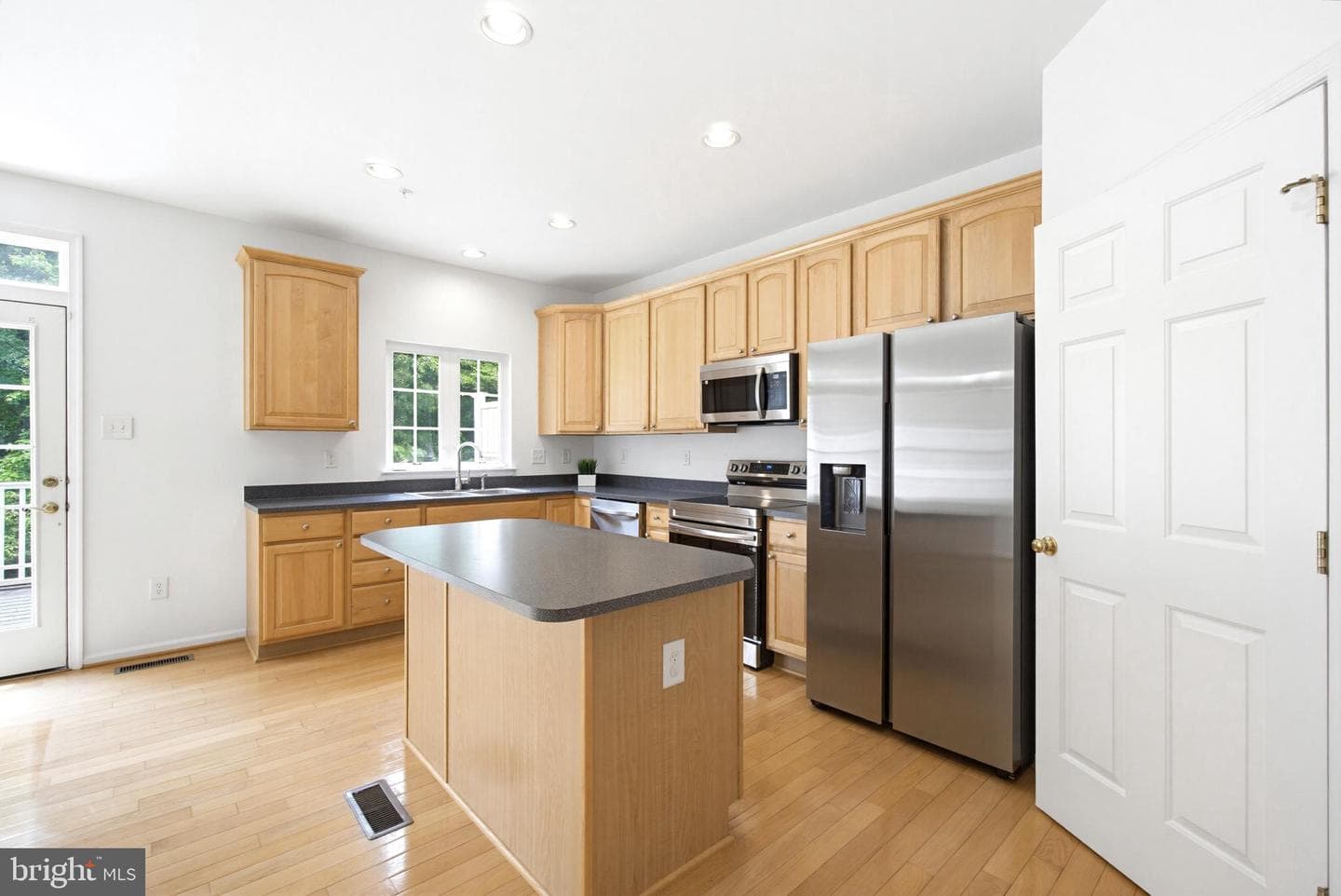5002 Strawbridge Terrace #5002 photo 17