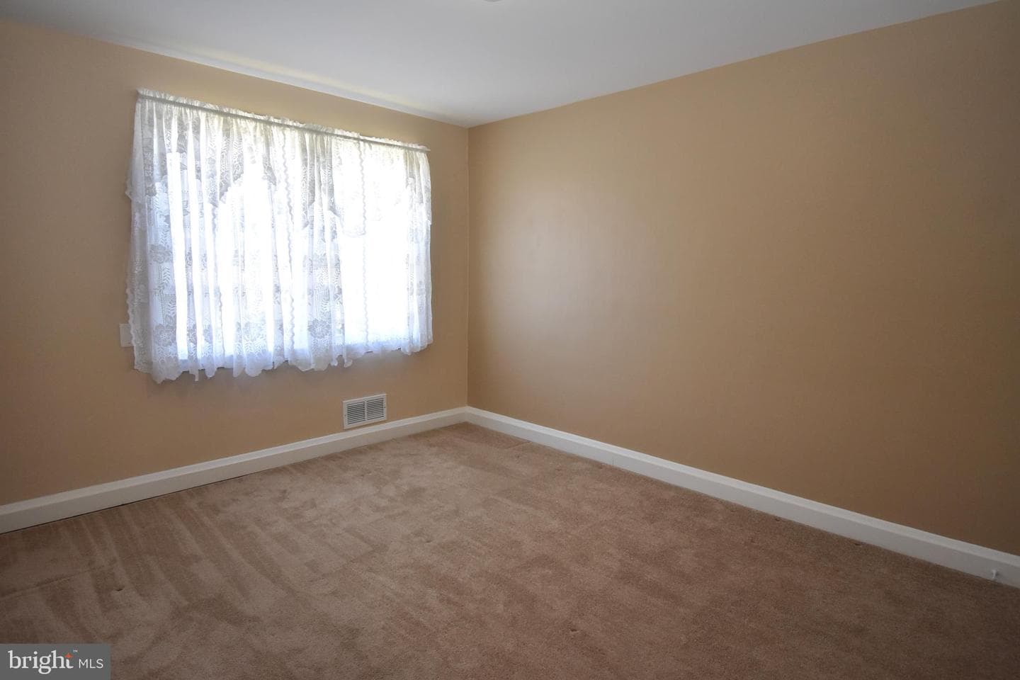 7509 Holabird Avenue photo 25