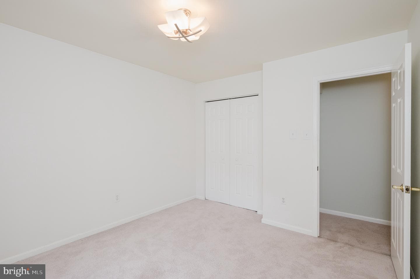 12221 Rohan Court photo 36