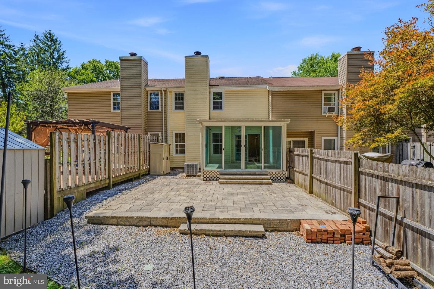 27 Warren Comn photo 20