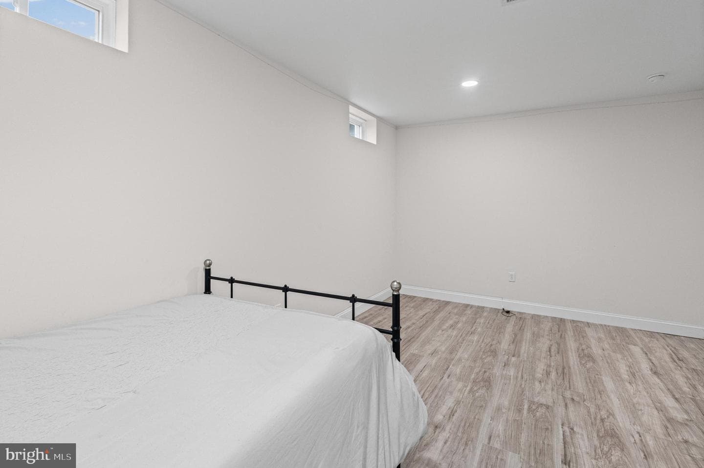 6500 Paddington Street photo 31