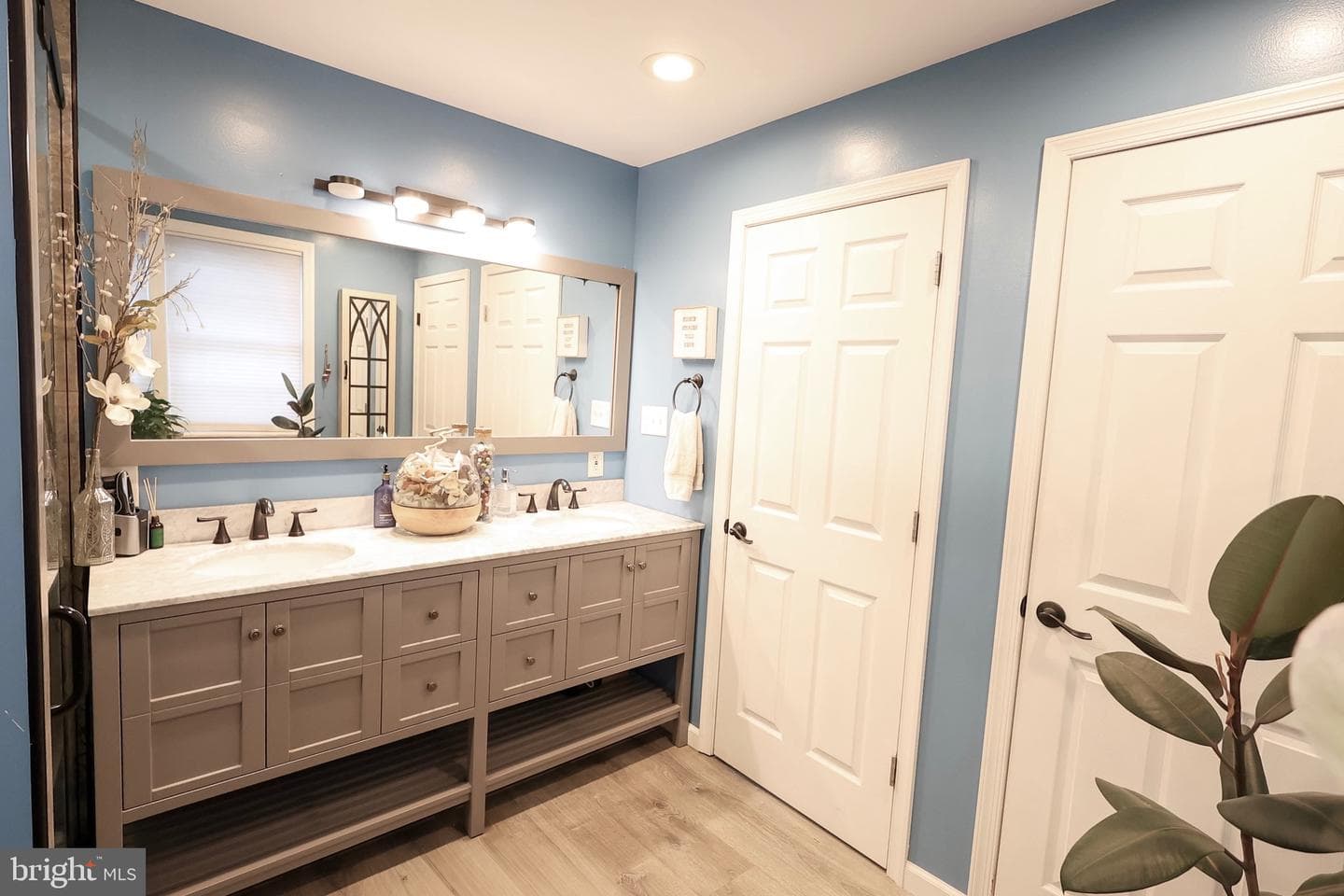 3465 Liberty Parkway photo 13
