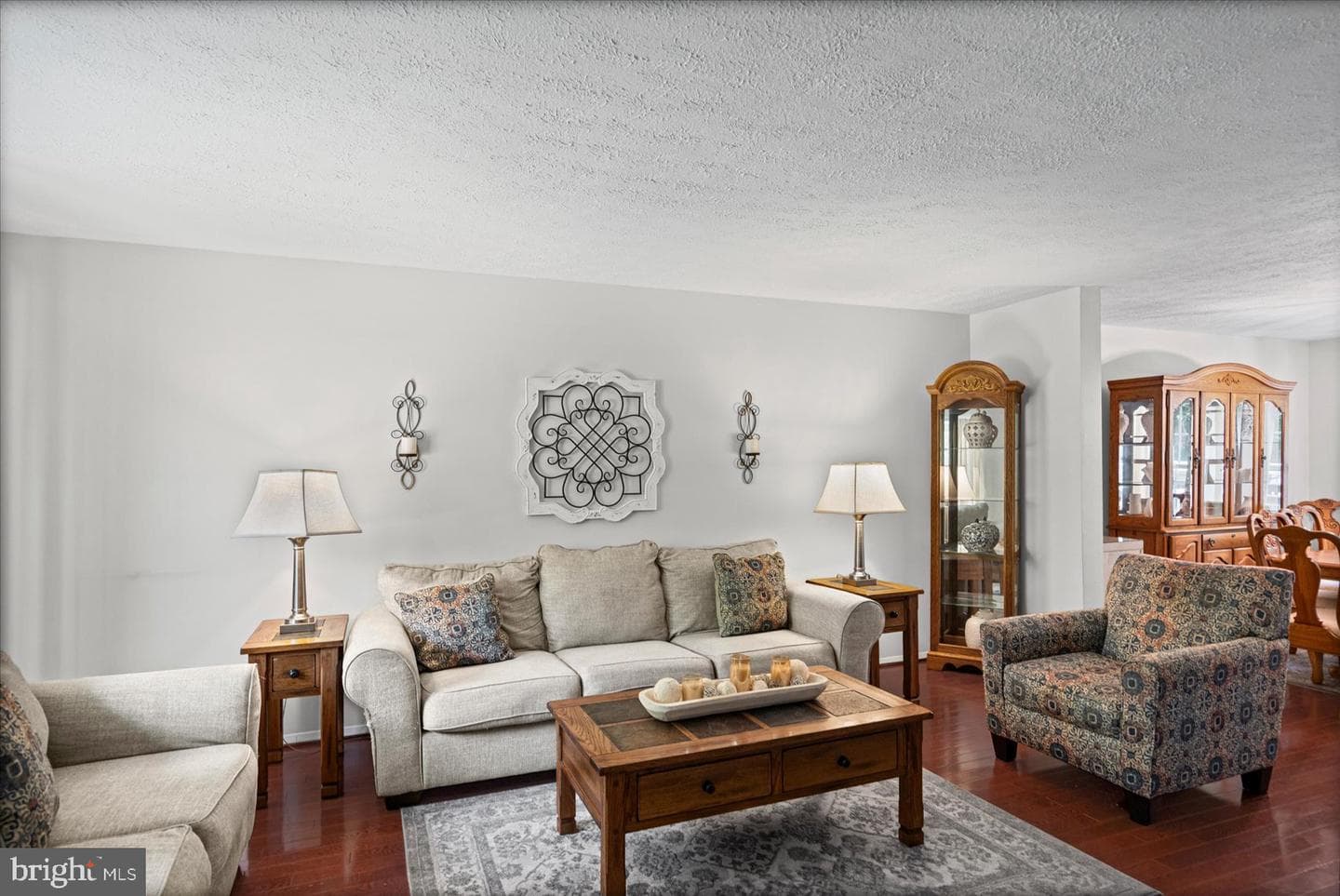 70 Stone Park Place photo 9