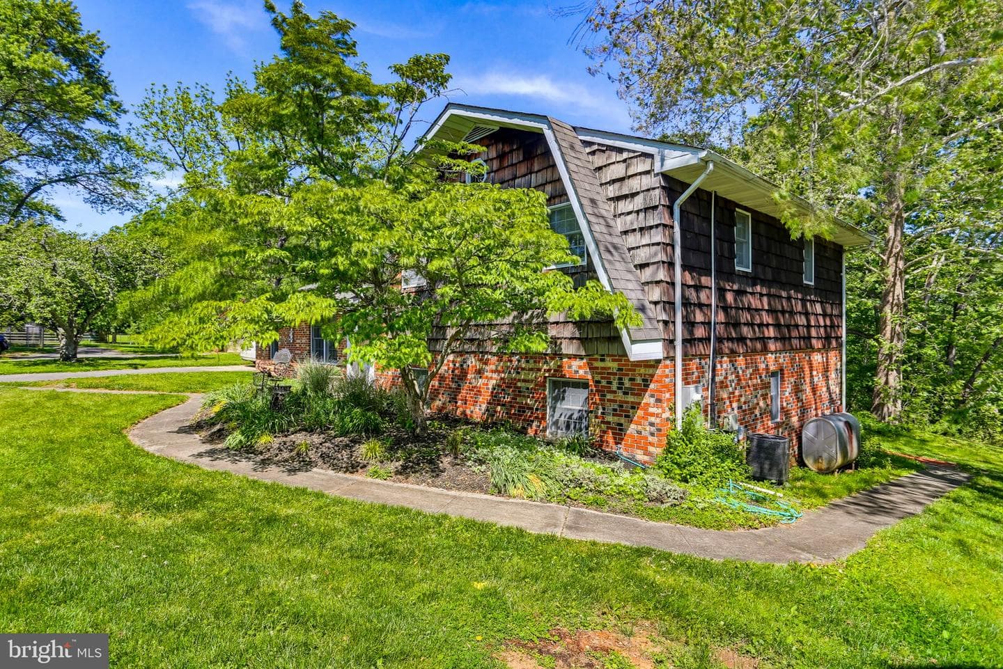 7437 Inwood Avenue photo 3